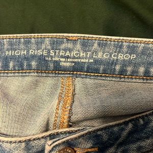 CHICOS HIGH RISE STRAIGHT LEG CROP JEANS SIZE 3R